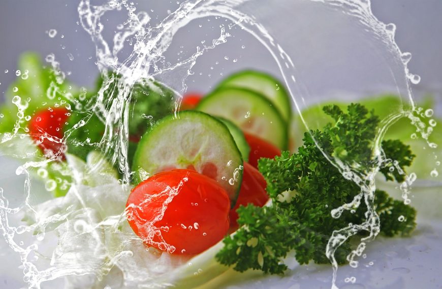 Hydration with water-rich foods